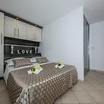 Spaladium Pensión 4*