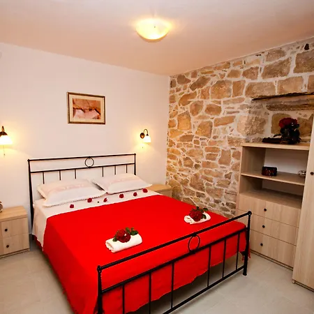 Guest house Villa Spaladium 4*