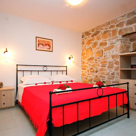 Villa Spaladium Guest house