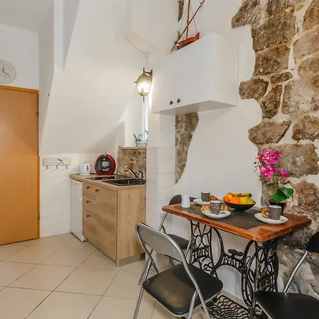 Guest house Villa Spaladium 4*