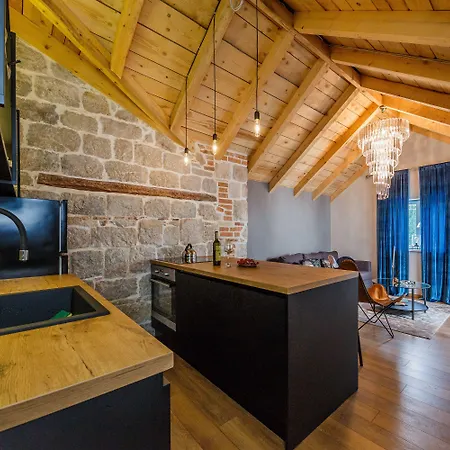 Pensión Spaladium 4*
