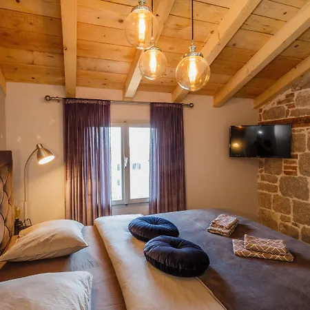 Pensión Spaladium 4*