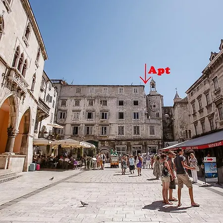Spaladium Πανσιόν Σπλιτ