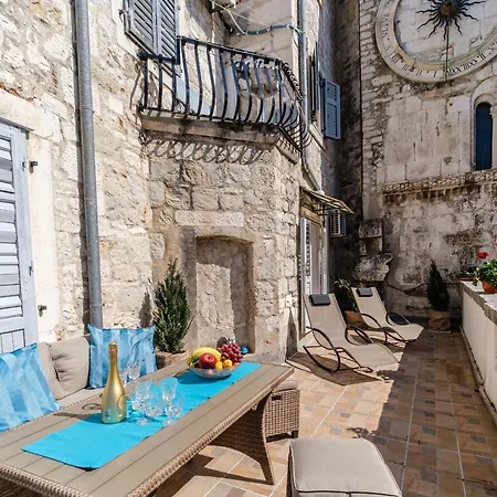 斯巴拉迪恩别墅酒店