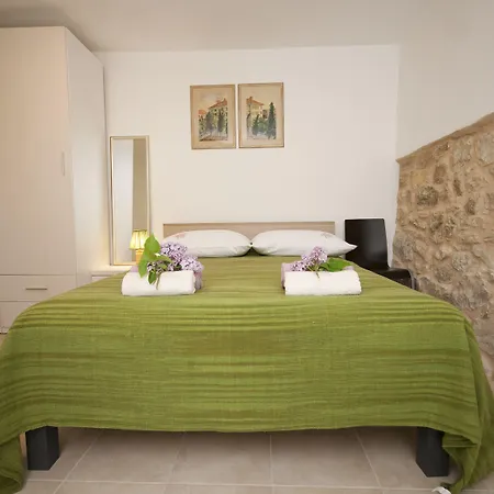 斯巴拉迪恩别墅酒店 招待所 斯普利特