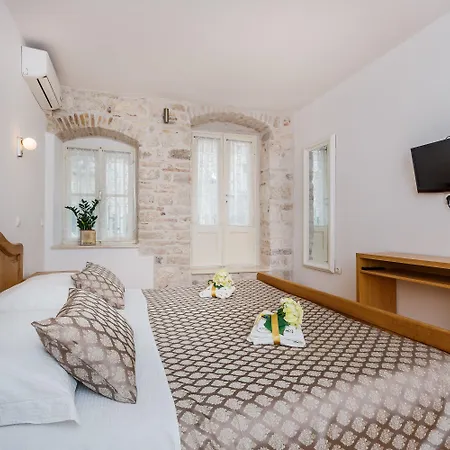 招待所 斯巴拉迪恩别墅酒店 斯普利特