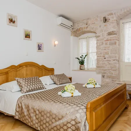 斯巴拉迪恩别墅酒店 招待所