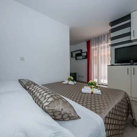 斯巴拉迪恩别墅酒店 招待所 斯普利特