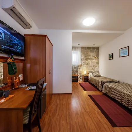 招待所 斯巴拉迪恩别墅酒店 斯普利特