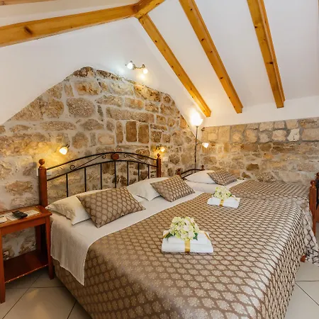 招待所 斯巴拉迪恩别墅酒店 4*